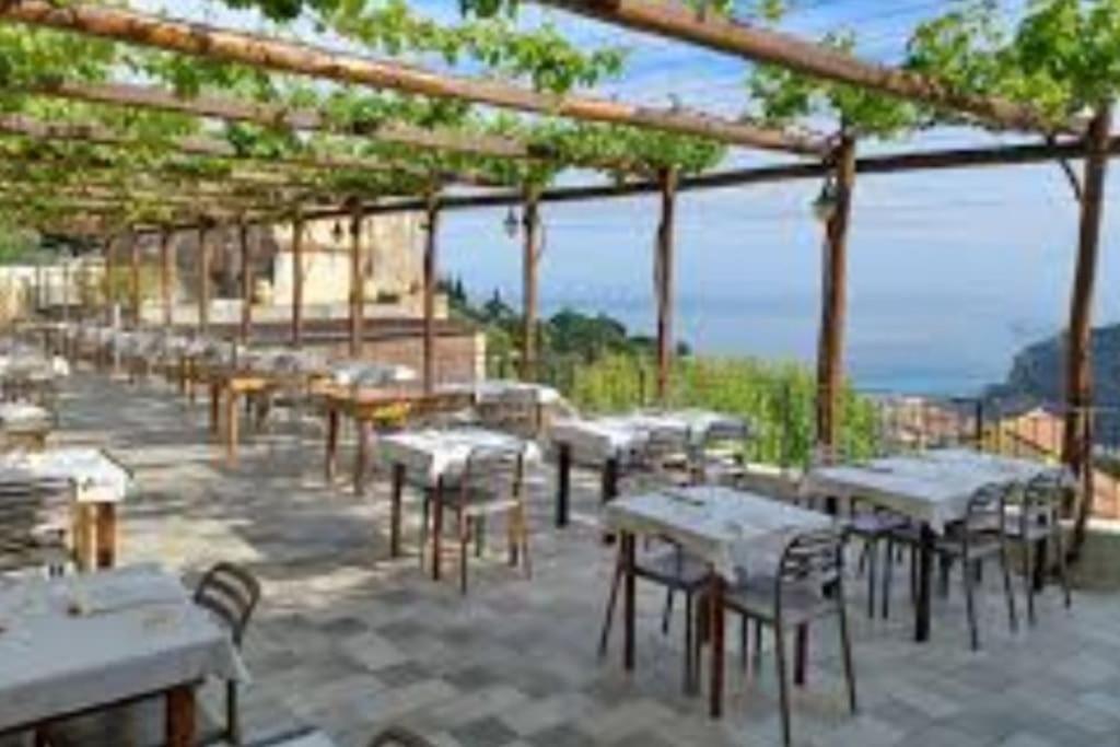Apartamento Nido Tra Gli Ulivi Finale Ligure Exterior foto